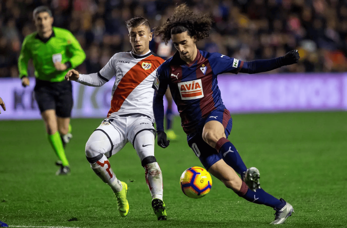 西甲保级生死战!巴列卡诺vs赫塔菲:落魄兄弟的“默契平局”?