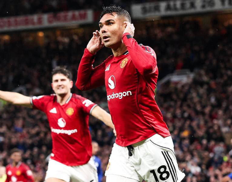 英媒曝卡塞米罗大幅降薪加盟AC米兰,再度携手魔笛,无缘沙特高薪